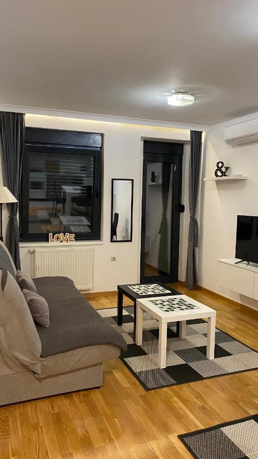 Family Home Nis , Free Parking Eksteriør billede
