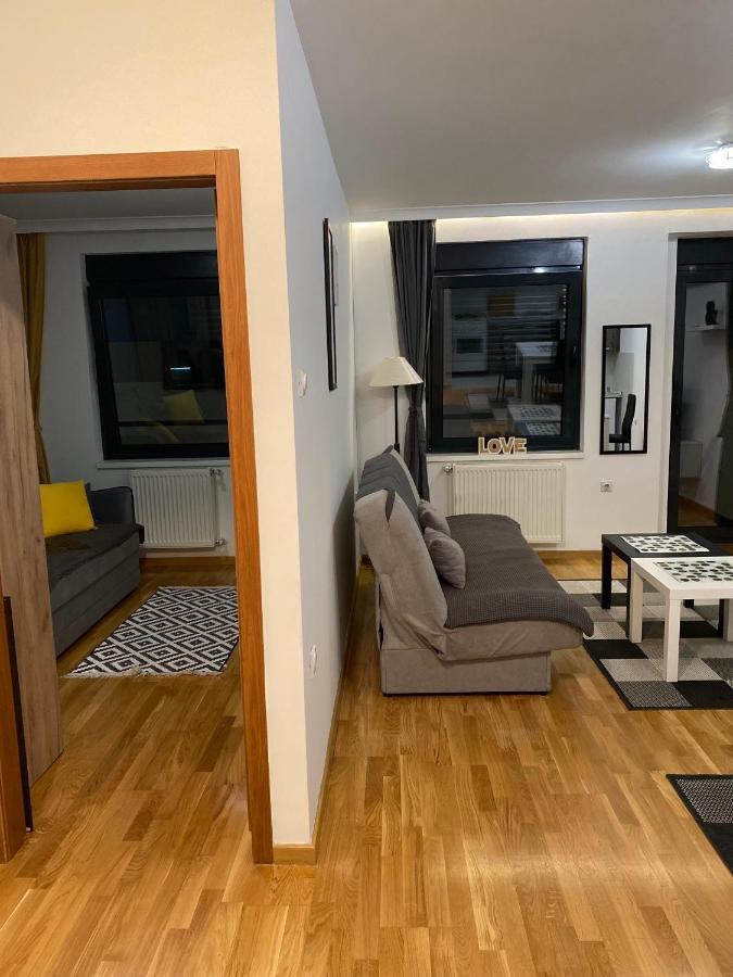 Family Home Nis , Free Parking Eksteriør billede