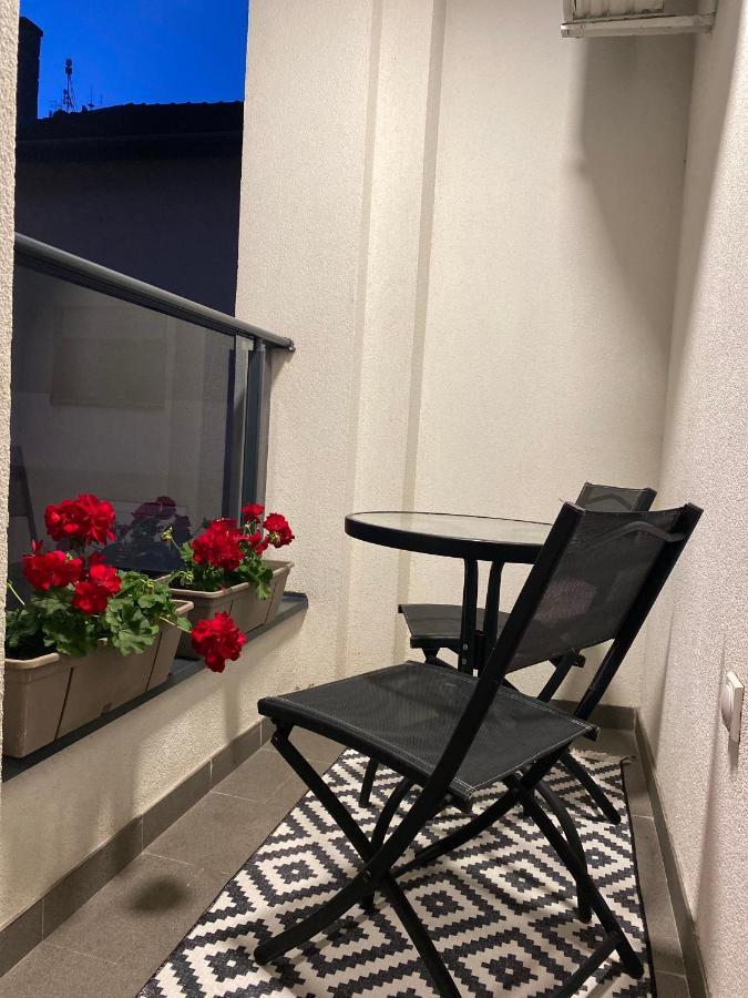 Family Home Nis , Free Parking Eksteriør billede